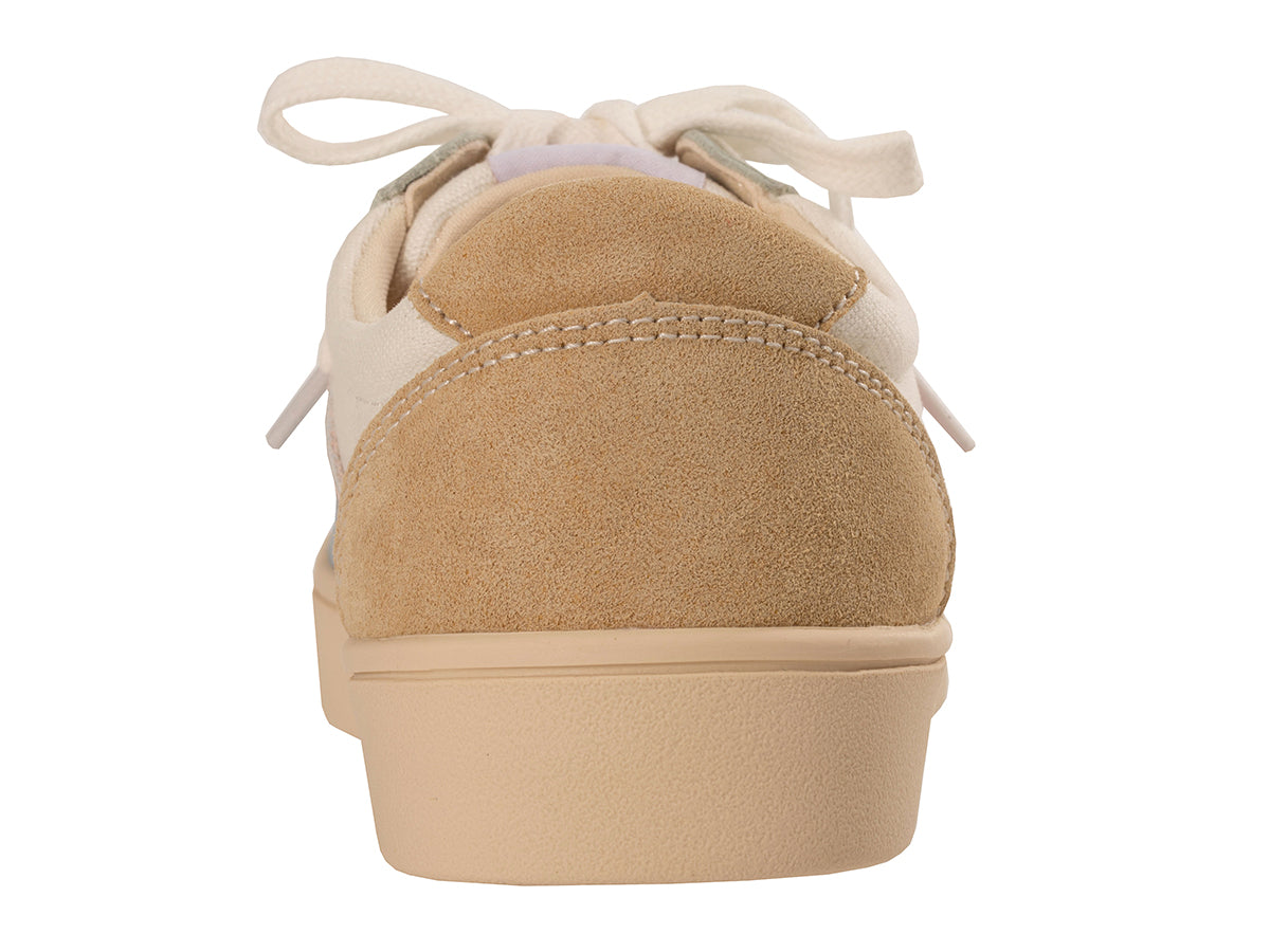 Ravine Sneaker